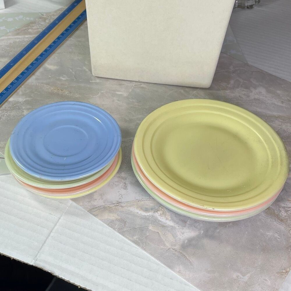 Vintage lot of 8 Hazel Atlas Glass Co “little Hostess” child’s tea set